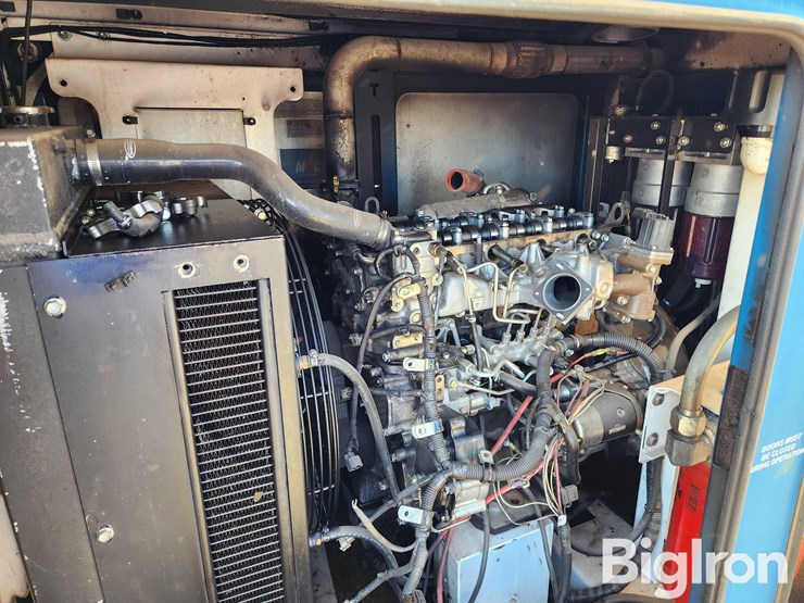 2013-mac-750f-image-13