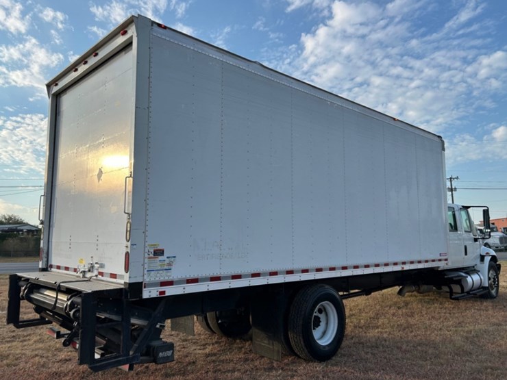 international-durastar-4300-image-4