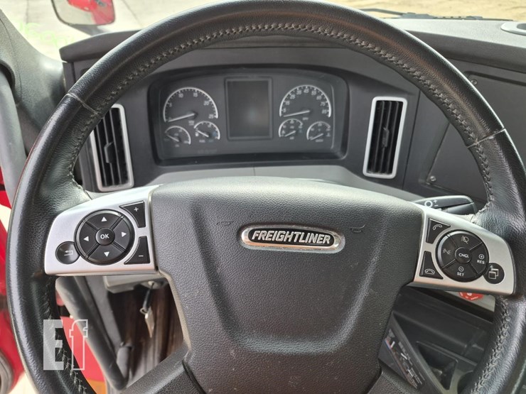 2018-freightliner-cascadia-116-image-21