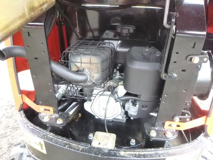 2025-tpm-18bs-hydraulic-excavator-image-24