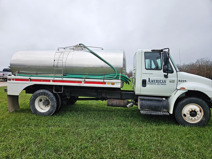 international-durastar-4400-image-20