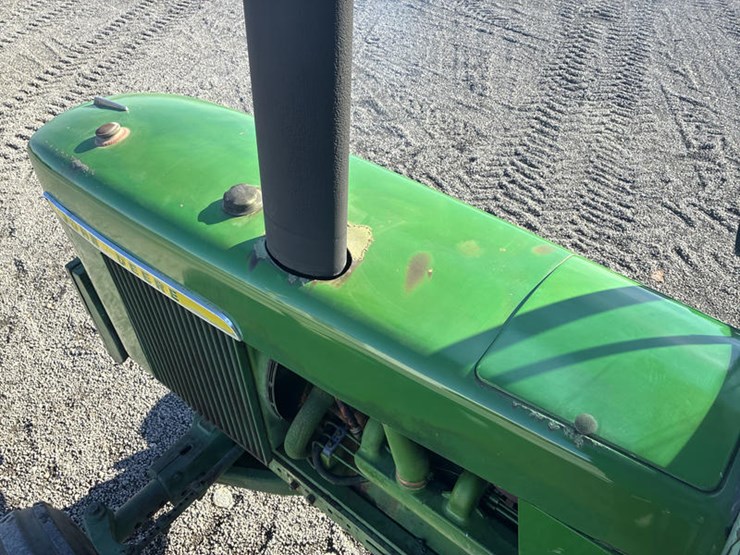 john-deere-4520-image-44