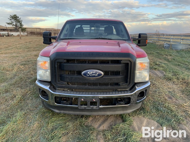 ford-f350-xl-image-2