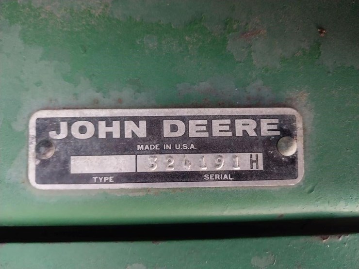 john-deere-216-image-7