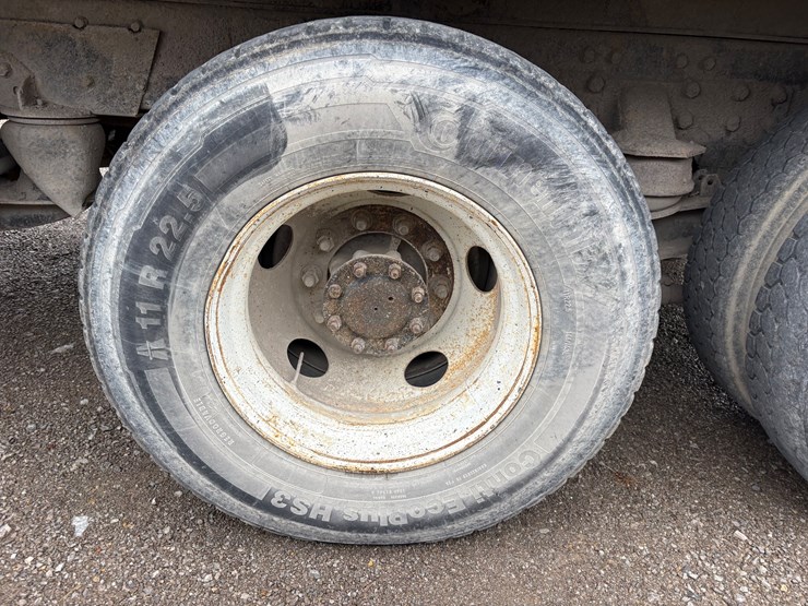 kenworth-t800-image-11