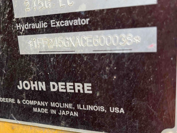 deere-245g-lc-image-36