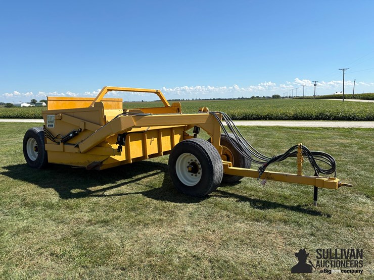 2015-kuntz-900-9-yd-pull-type-scraper-image-3