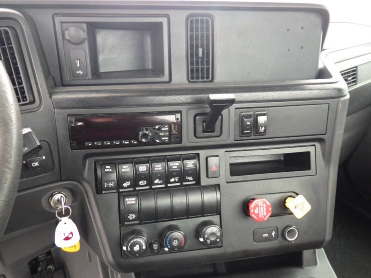 2019-international-lt-image-21