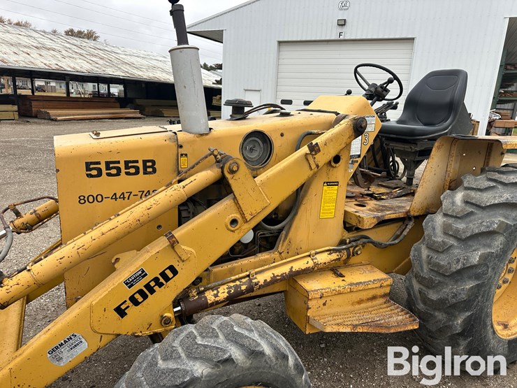ford-555b-image-16