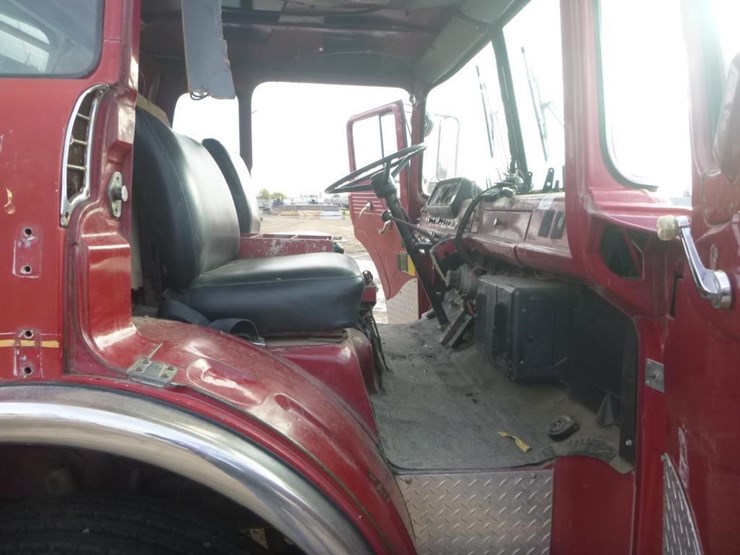 1986-ford-f8000-image-14