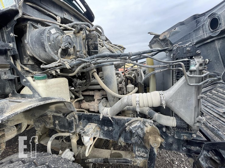 2006-sterling-l8500-image-24