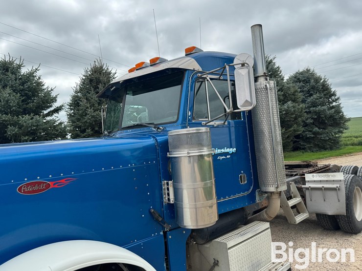 2000-peterbilt-379-image-20