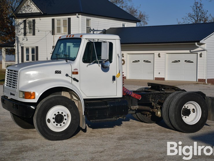 international-4700-image-1