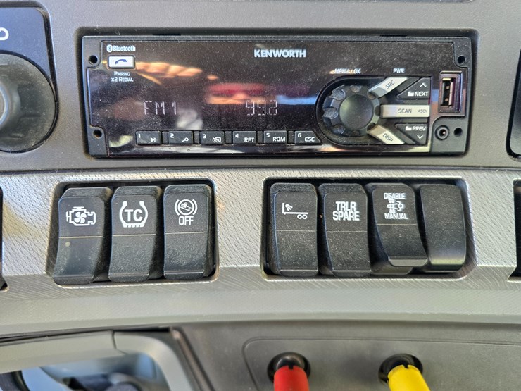 kenworth-t880-image-91