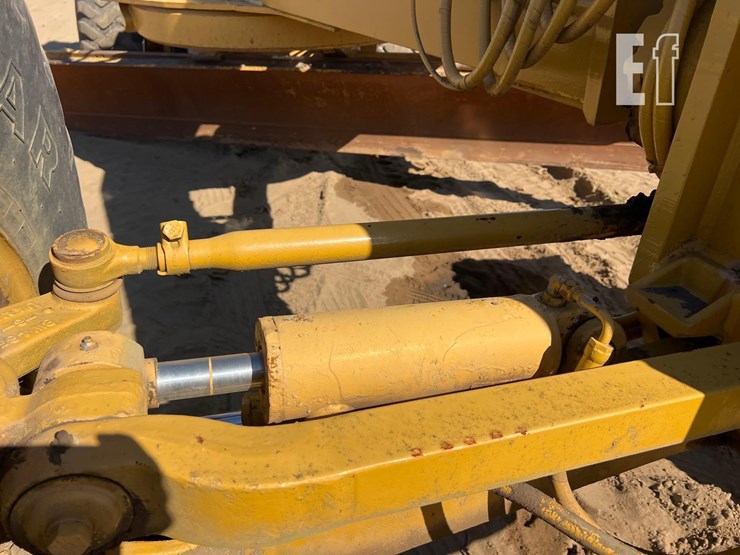 1992-caterpillar-14g-image-11