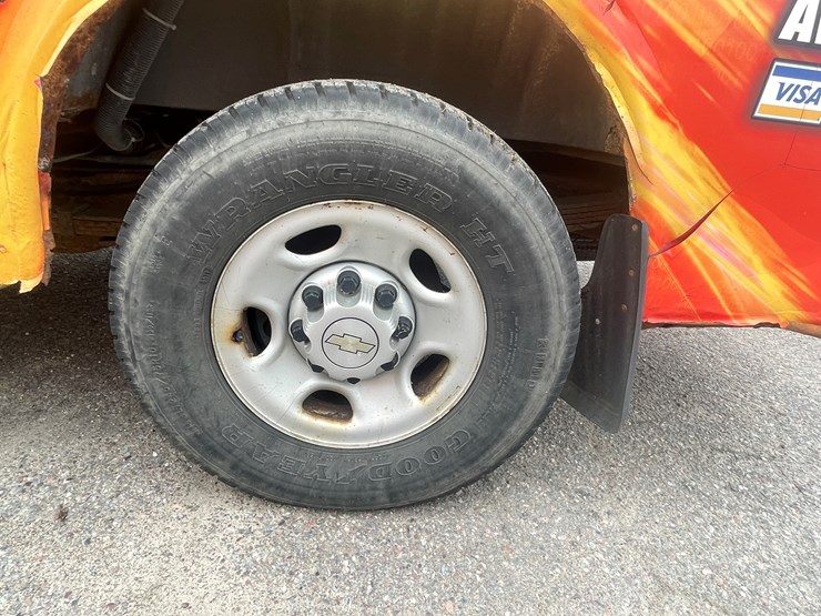 #1404-•-2006-chevy-cargo-van-(wi-title-in-delay)-image-85