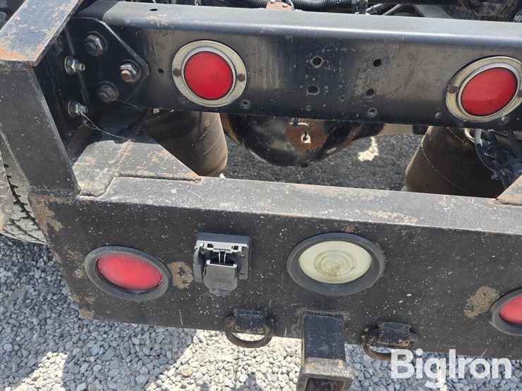 1992-freightliner-flc112-image-20