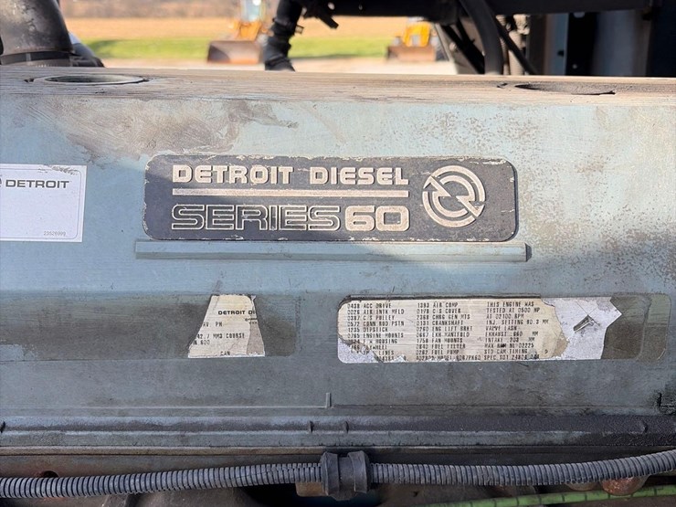 1999-eagle-road-tractor-image-14