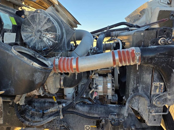 kenworth-t300-image-12