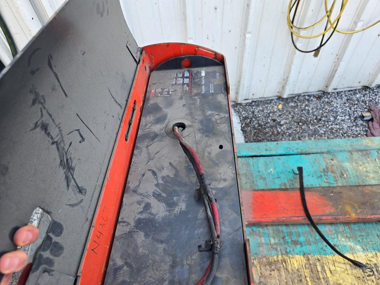 #21023-•-electric-pallet-jack-image-13