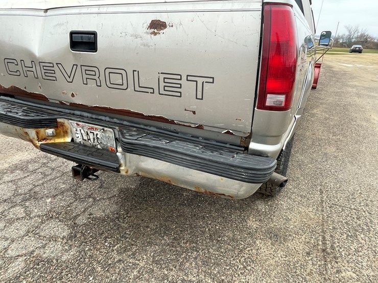 chevrolet-3500-image-15