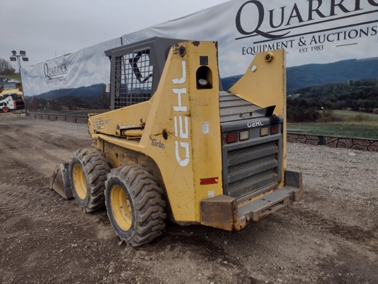 gehl-5635sxt-image-23