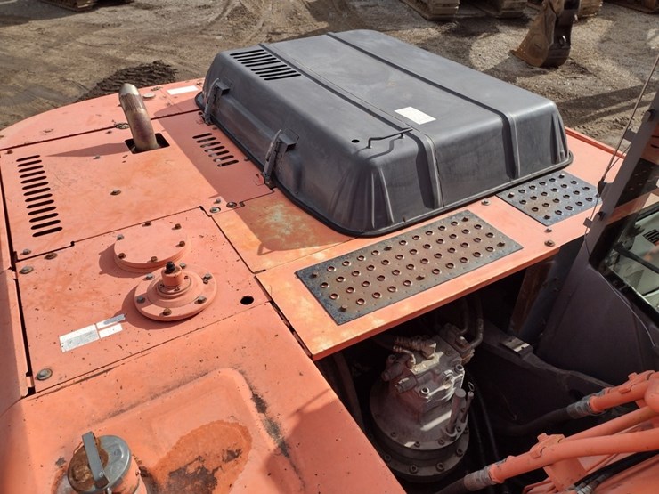 hitachi-zx270-lc-3-image-42