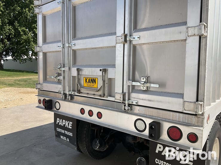 kenworth-w900-image-9