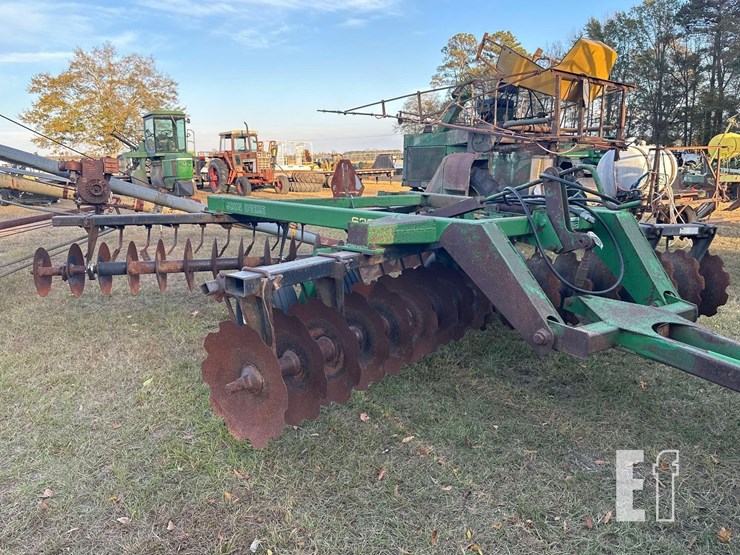 john-deere-630-image-1