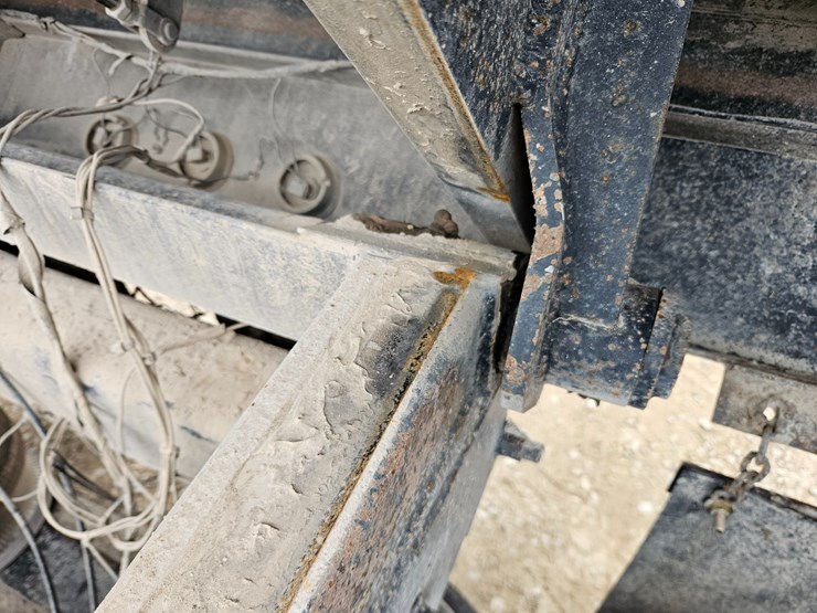 freightliner-122sd-image-49