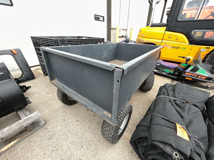 #6102-•-rugid-outdoor-equipment-wagon-(door-04)-image-5
