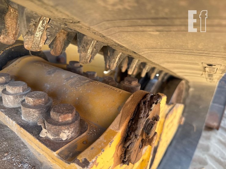 caterpillar-299d2-image-15