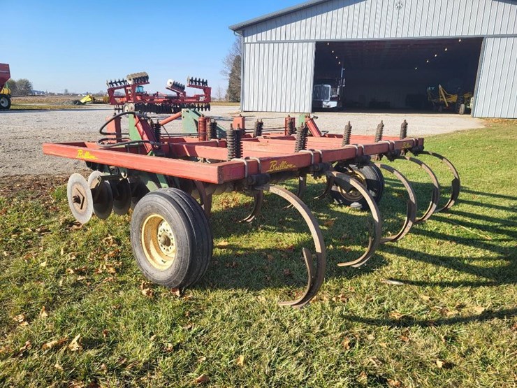 brillion-9-shank-soil-saver-image-3