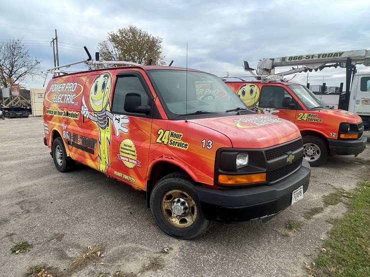 #1404-•-2006-chevy-cargo-van-(wi-title-in-delay)-image-3