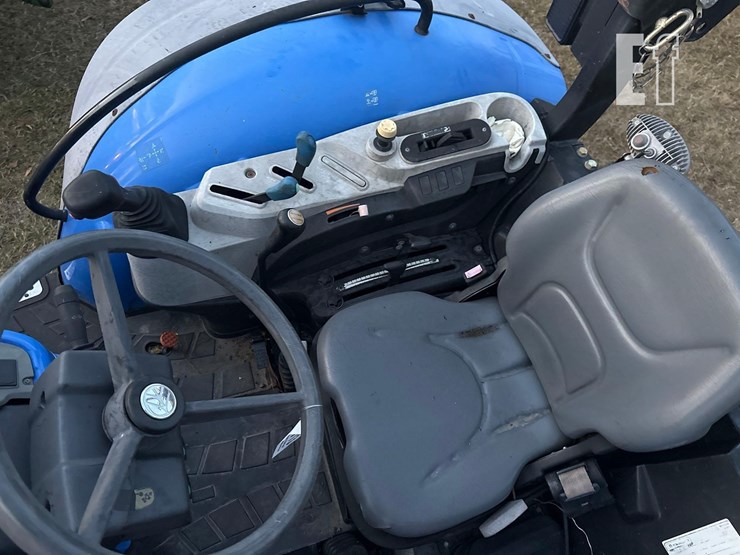 new-holland-workmaster-105-image-6