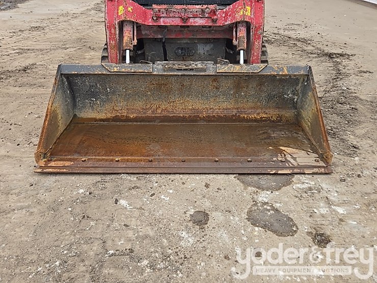 takeuchi-tl8r2-image-11