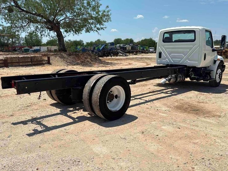 2022-international-mv607-image-15