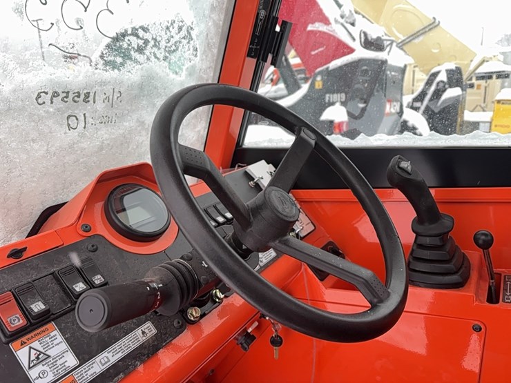 sky-trak-8042-image-14