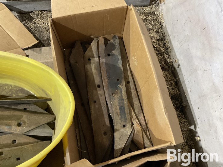 hiniker/buffalo-cultivator-blades-&-parts-image-12