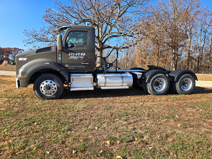 kenworth-t880-image-10