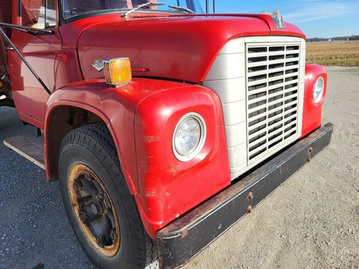 1970-international-loadstar-image-38