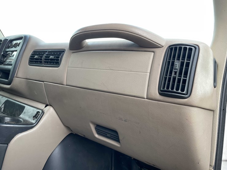 chevrolet-express-3500-image-71