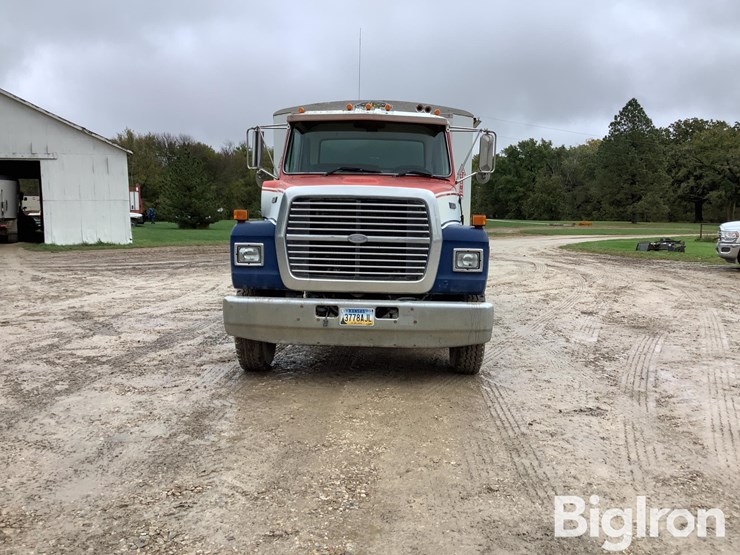 1996-ford-l8000-image-2