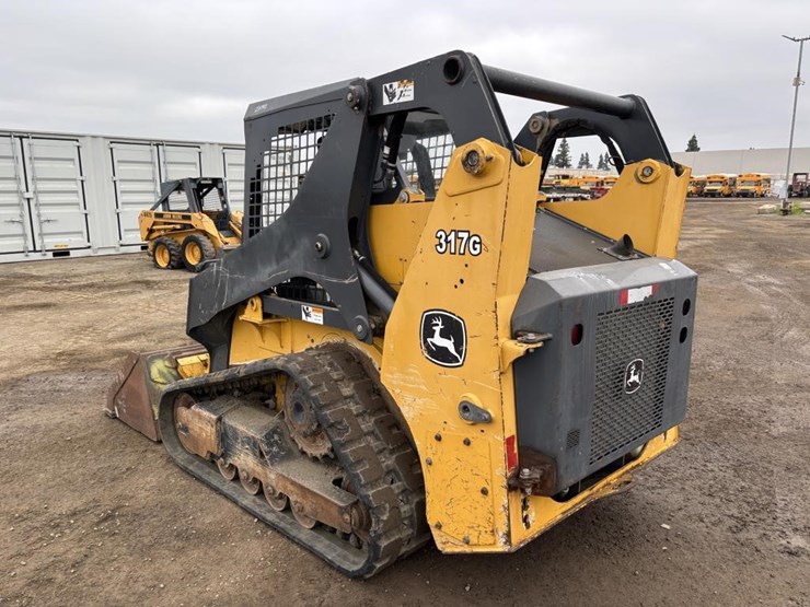 deere-317g-image-4