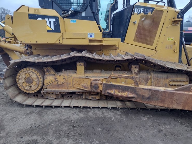 caterpillar-d7e-lgp-image-23