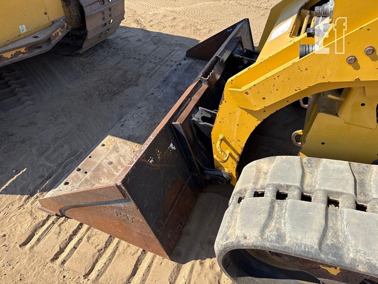 2018-caterpillar-299d2-image-22