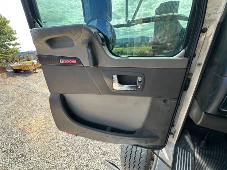 kenworth-t800-image-60