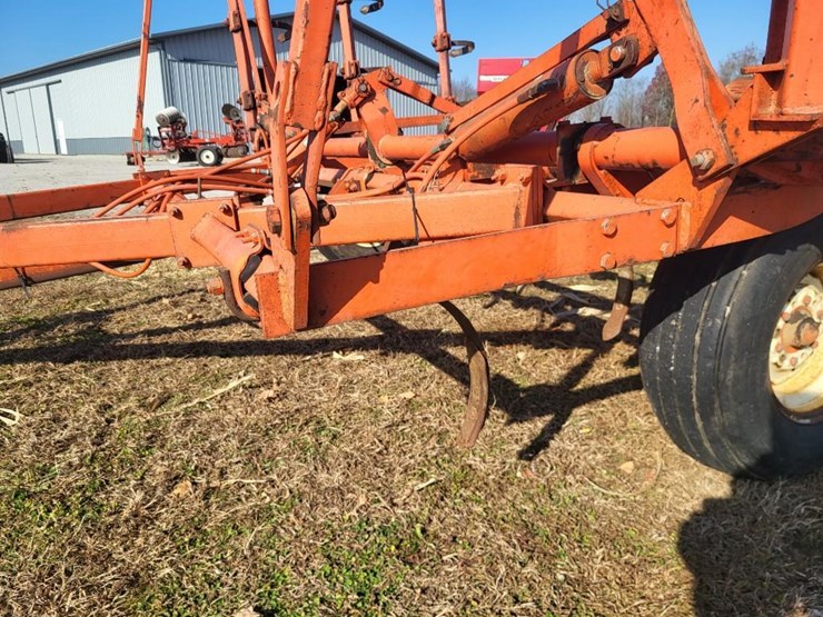 allis-chalmers-1300-field-cultivator-image-13