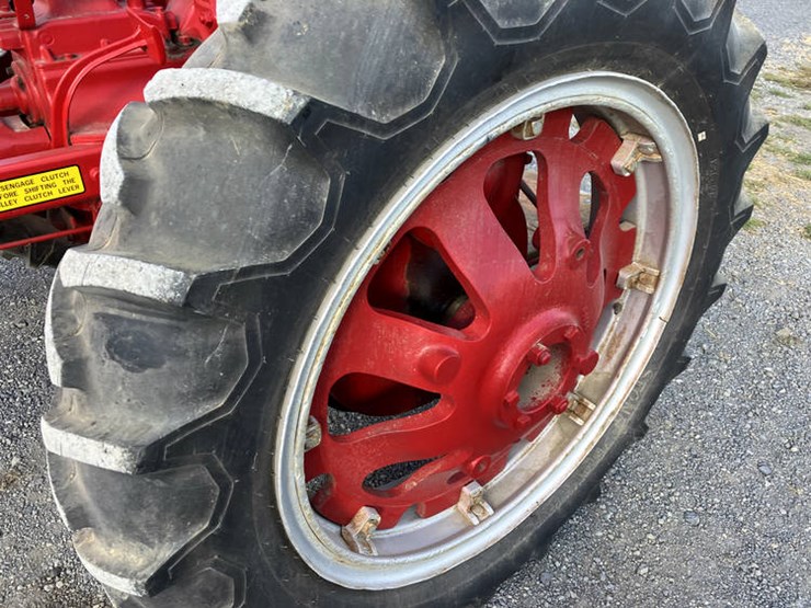 #122326-•-ih-f-20-image-12