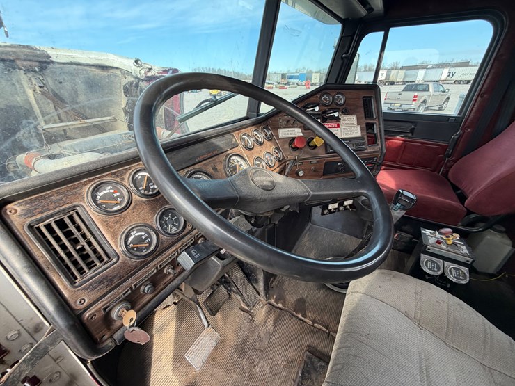 national-1100-image-38